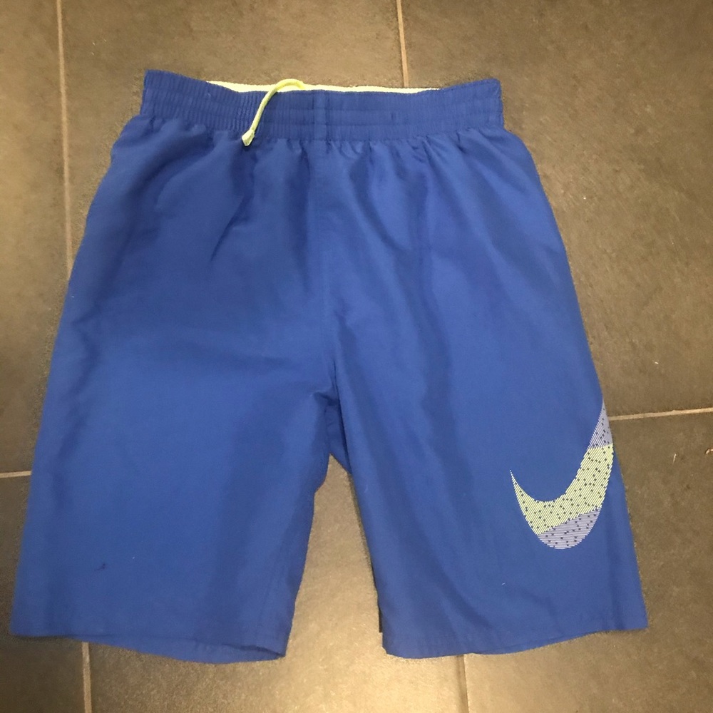 Boys Nike lined swimsuit XL